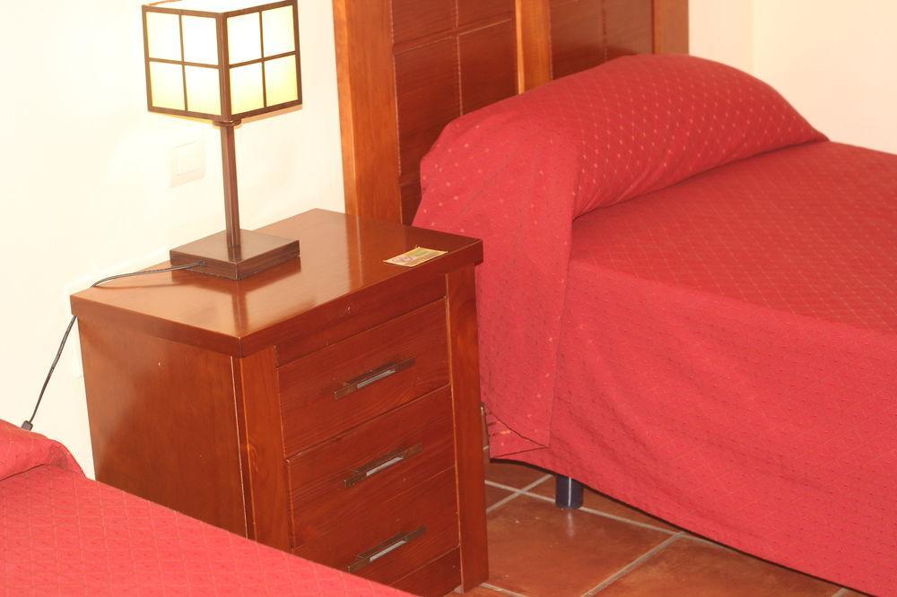 Hotel Casa Vazquez Малага Экстерьер фото