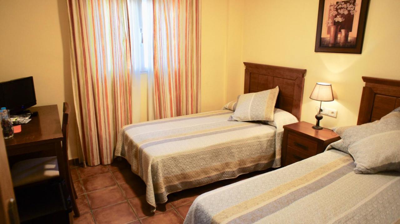 Hotel Casa Vazquez Малага Экстерьер фото