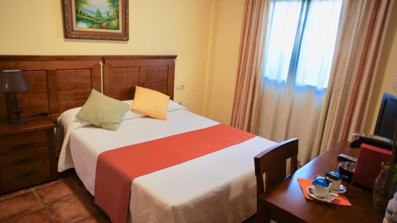 Hotel Casa Vazquez Малага Экстерьер фото
